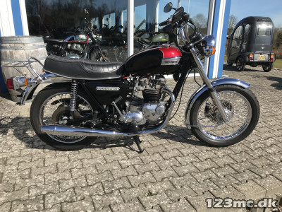 Triumph Bonneville 750 Triumph Bonneville 750