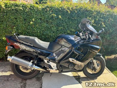 Honda CBR 1000 F Honda CBR 1000 F