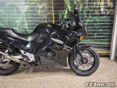 Honda CBR 1000 F Honda CBR 1000 F