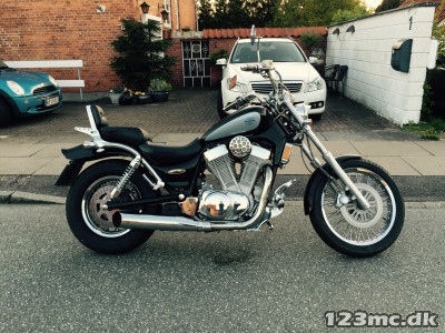 Suzuki VS 1400 Intruder Suzuki VS 1400 Intruder