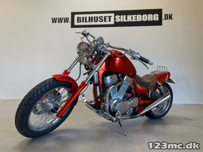 Suzuki VS 1400 Intruder Suzuki VS 1400 Intruder