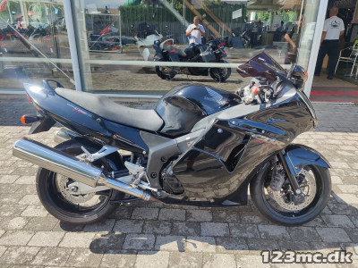 Honda CBR 1100 XX Honda CBR 1100 XX