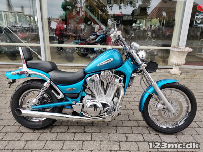 Suzuki VS 1400 Intruder Suzuki VS 1400 Intruder