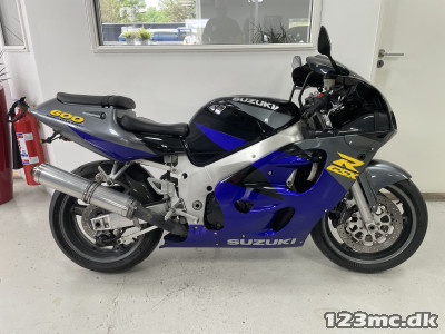 Suzuki GSXR 600 Suzuki GSXR 600