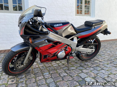 Yamaha FZR 600 R Yamaha FZR 600 R