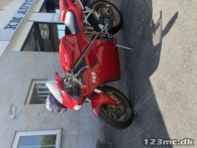 Ducati 748 Ducati 748