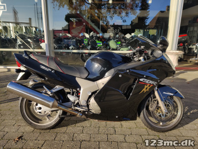 Honda CBR 1100 XX Honda CBR 1100 XX