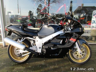 Suzuki GSXR 600 Suzuki GSXR 600