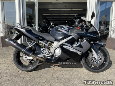Honda CBR 600 F Indsprøjtning Honda CBR 600 F Indsprøjtning