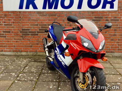 Honda CBR 600 F / 2 ÅRS GASRANTI Honda CBR 600 F / 2 ÅRS GASRANTI