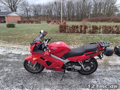 Honda VFR 800 F Honda VFR 800 F