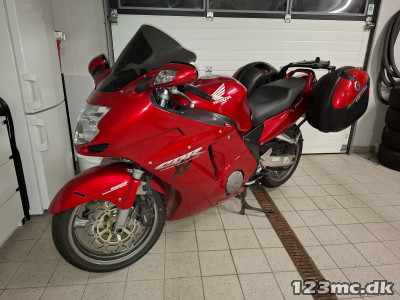 Honda CBR 1100 XX Honda CBR 1100 XX