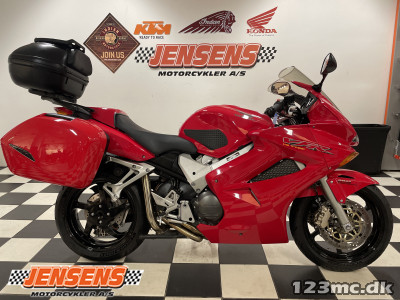 Honda VFR 800 F Honda VFR 800 F