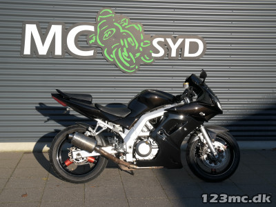 Suzuki SV 650 S ENGROS/UDEN KLARGØRING Suzuki SV 650 S ENGROS/UDEN KLARGØRING