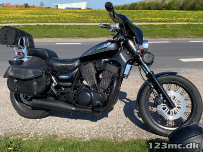 Suzuki VS 1400 Intruder Tour Suzuki VS 1400 Intruder Tour