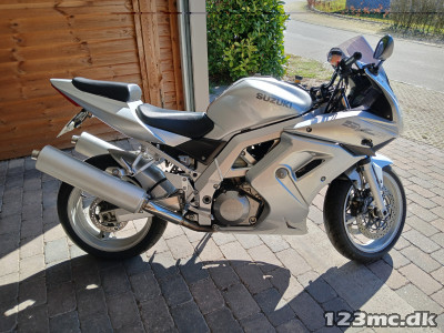 Suzuki SV 1000 S Suzuki SV 1000 S