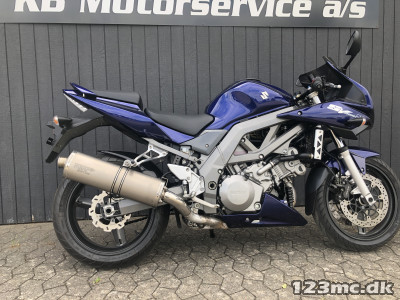 Suzuki SV 1000 S Suzuki SV 1000 S