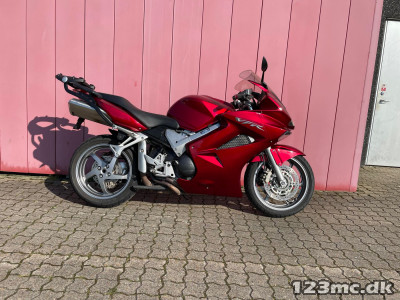 Honda VFR 800 F Honda VFR 800 F