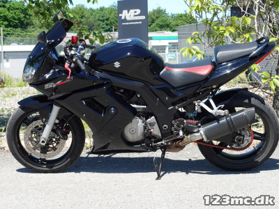 Suzuki SV 1000 S Suzuki SV 1000 S