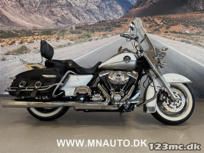 Harley-Davidson FLHRCI Road King Classic Harley-Davidson FLHRCI Road King Classic