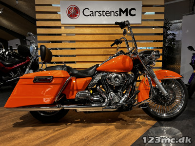 Harley-Davidson FLHRC Road King Classic Harley-Davidson FLHRC Road King Classic