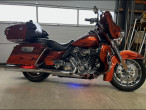 Harley-Davidson FLHTCUSE CVO Electra Glide Ultra Classic CVO Harley-Davidson FLHTCUSE CVO Electra Glide Ultra Classic CVO