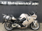 BMW F 800 ST BMW F 800 ST