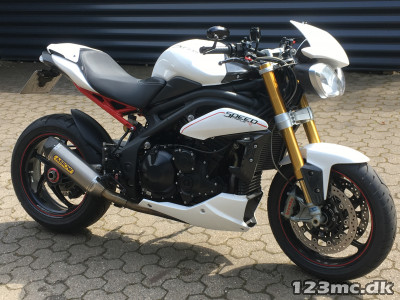 Triumph Speed Triple R Triumph Speed Triple R