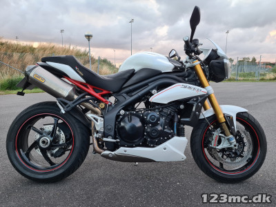 Triumph Speed Triple R Triumph Speed Triple R