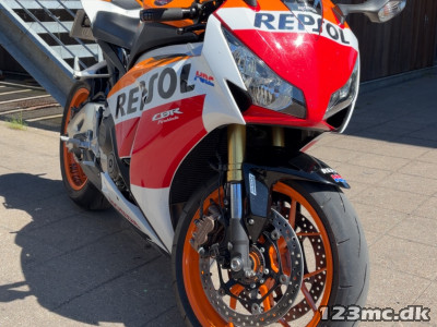Honda CBR 1000 RR Fireblade Repsol Honda CBR 1000 RR Fireblade Repsol