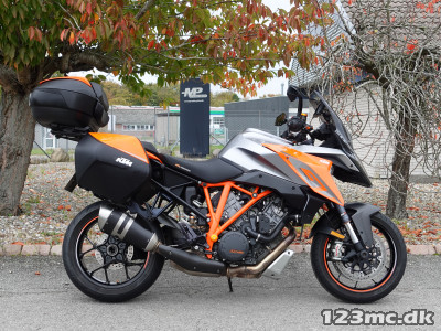 KTM 1290 Super Duke GT KTM 1290 Super Duke GT