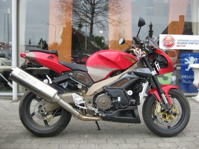 Aprilia RSV 1000 Aprilia RSV 1000