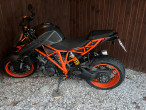 KTM 1290 Super Duke R KTM 1290 Super Duke R