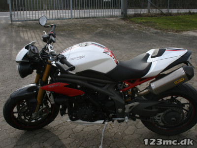 Triumph Speed Triple R Triumph Speed Triple R