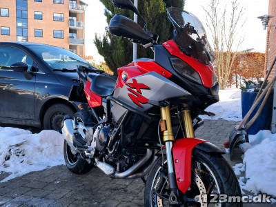 BMW F 900 XR BMW F 900 XR