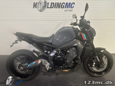 Yamaha MT-09 Yamaha MT-09