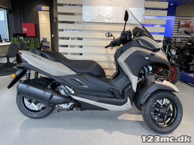 Yamaha Tricity 300 Må køres på bilkørekort Yamaha Tricity 300 Må køres på bilkørekort