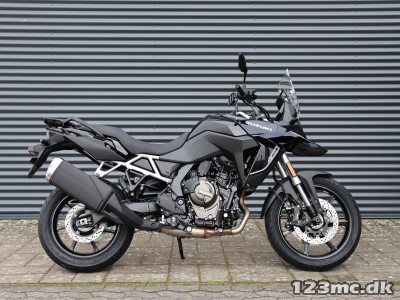 Suzuki DL 800 V-Strom Suzuki DL 800 V-Strom