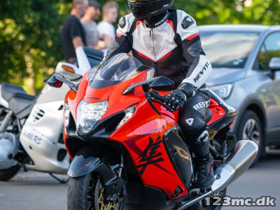 Suzuki GSX 1300 R Hayabusa Suzuki GSX 1300 R Hayabusa