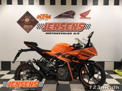 KTM RC 390 KTM RC 390