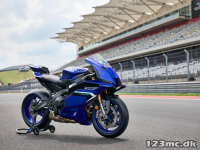 Yamaha YZF R9 Yamaha YZF R9