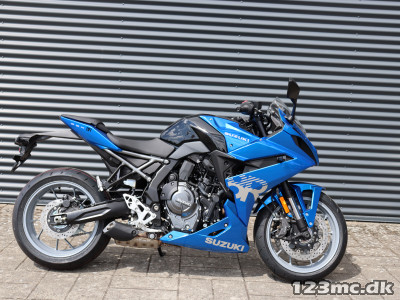 Suzuki GSX-8R Suzuki GSX-8R